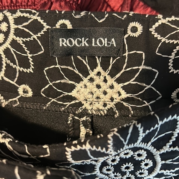 Rock Lola Black White Eyelet Button Up Shirt & Shorts M/L READ - Picture 8 of 9